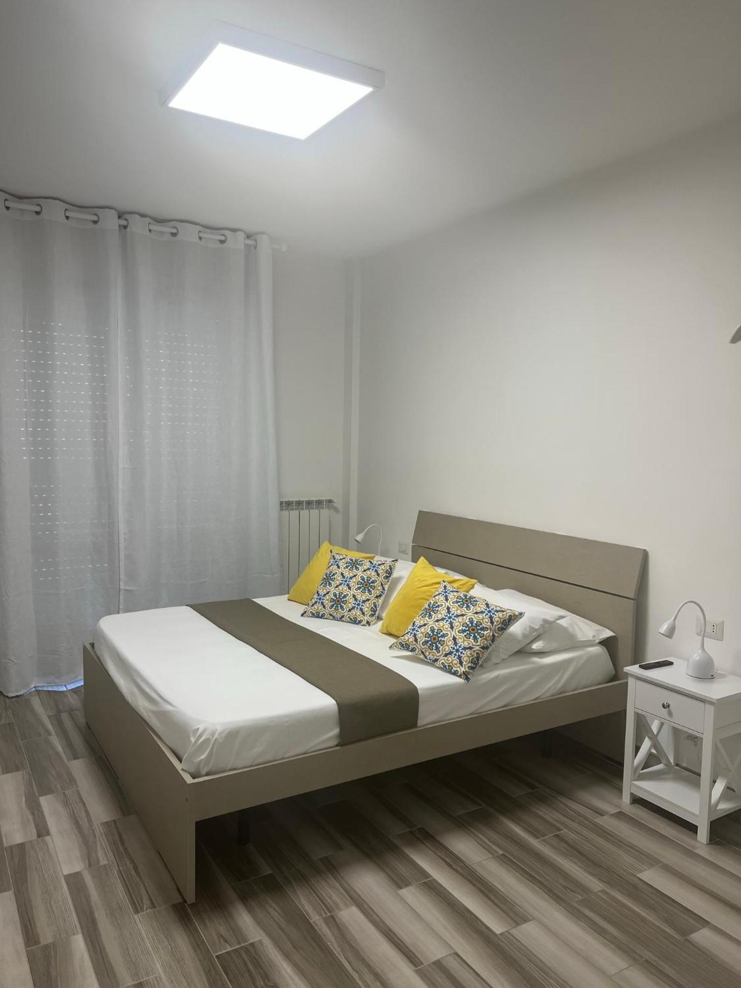 City Home 77 Napoli Eksteriør bilde