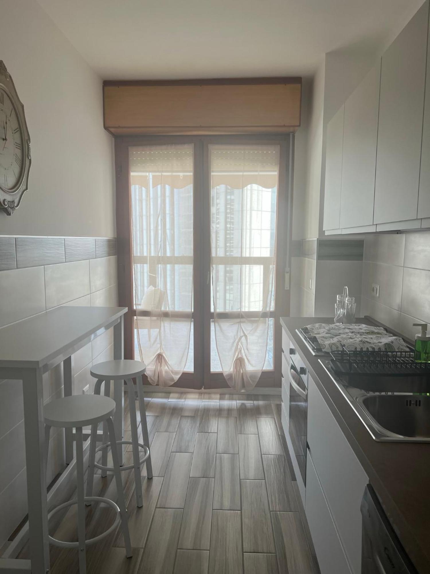 City Home 77 Napoli Eksteriør bilde